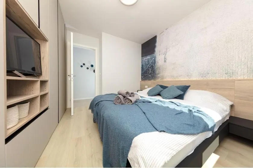 באניולה Apartment Blue 0*,